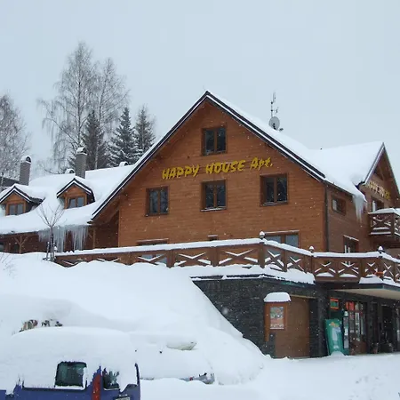 アパートホテル Happy House & Sauna