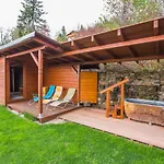 Happy House & Sauna شقة فندقية 4*