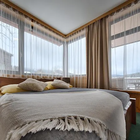 Happy House 4* Spindleruv Mlyn