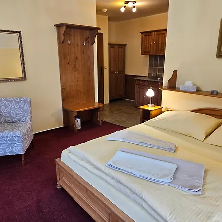 Aparthotel Happy House & Sauna