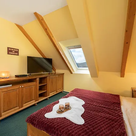 Happy House & Sauna Aparthotel