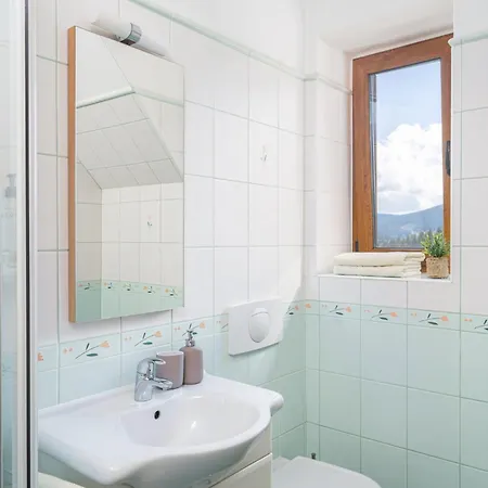 Aparthotel Happy House & Sauna 4*
