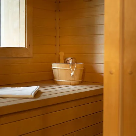 Happy House & Sauna