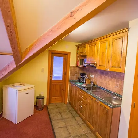 Happy House & Sauna 4*