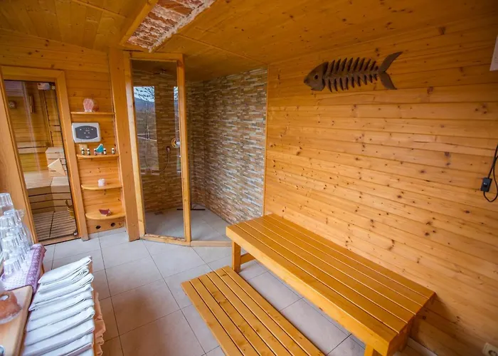 Happy House & Sauna Апарт-отель 4*